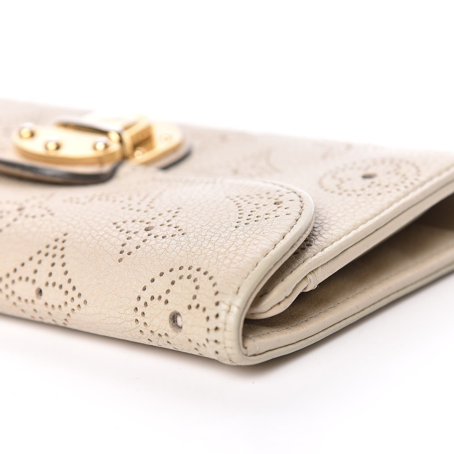 Louis Vuitton Mahina Amelia Wallet Sandy 10 of 20