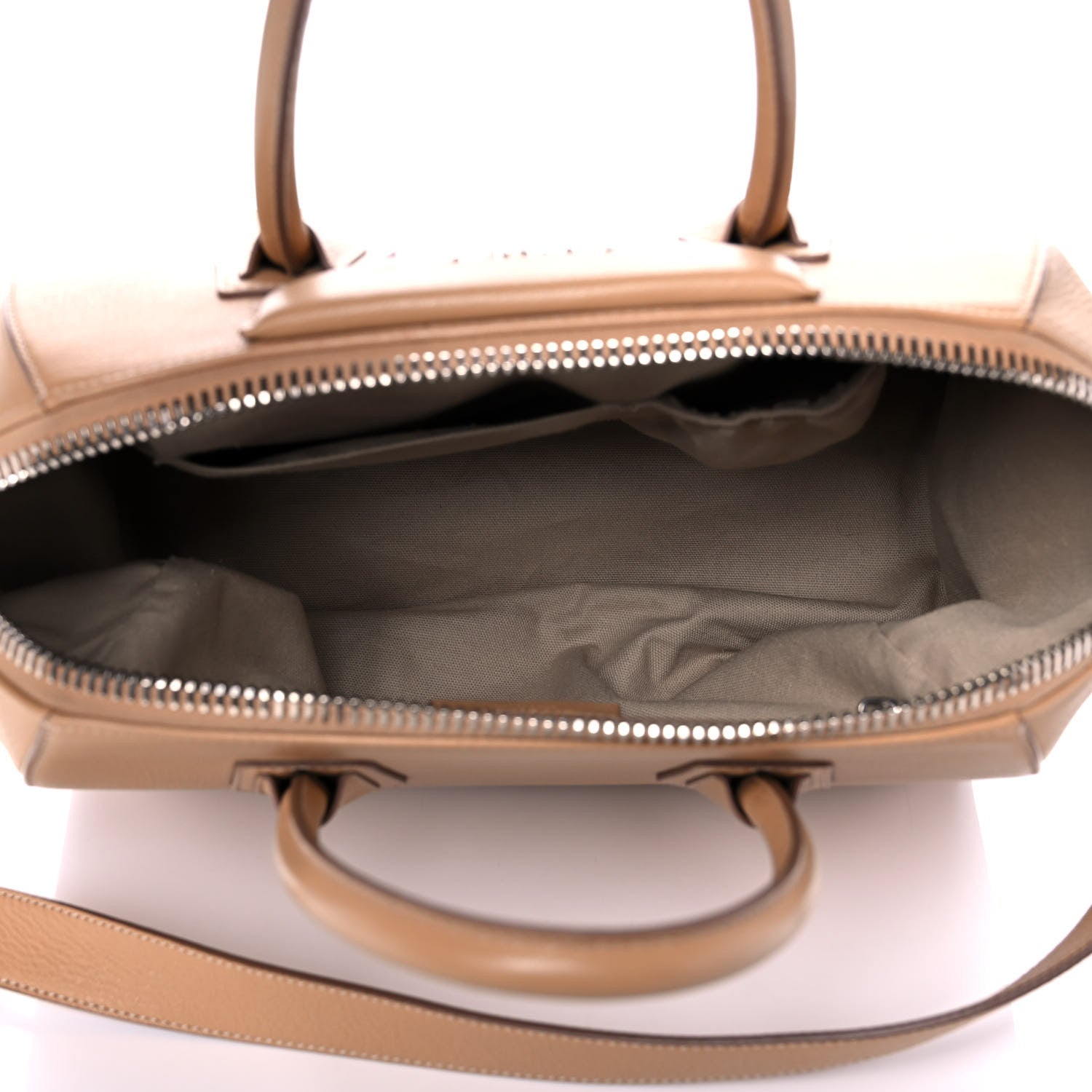 Givenchy Sugar Goatskin Medium Antigona Light Beige 4 of 12