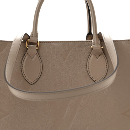 Louis Vuitton Empreinte Monogram Giant Onthego MM Tourterelle 7 of 11
