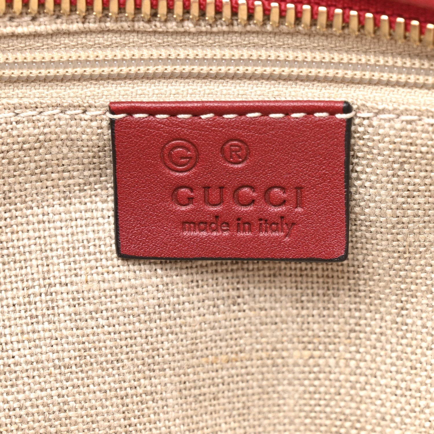 Gucci Soft Microguccissima Small Crossbody Bag Rosso 6 of 16