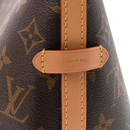 Louis Vuitton Monogram Carryall PM 8 of 11