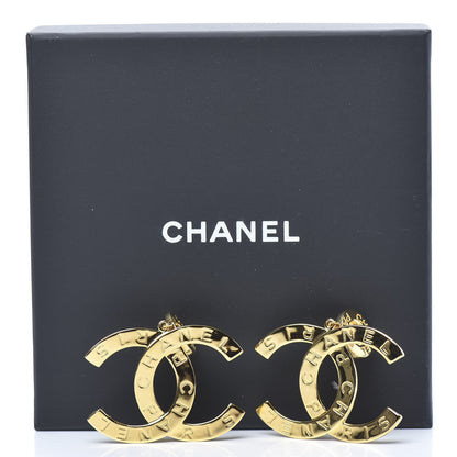Chanel Metal Large Paris Button Earrings Gold 5 of 5