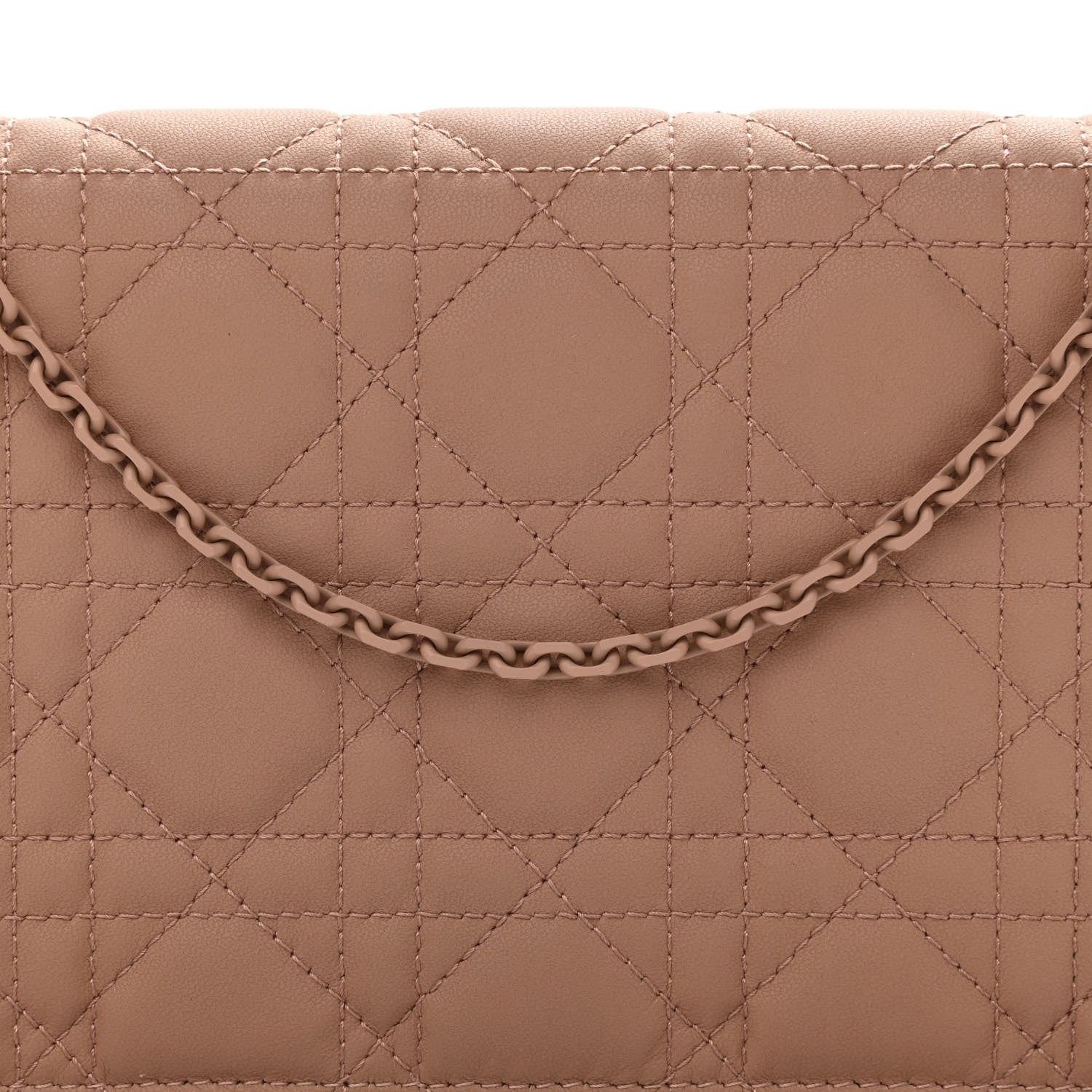 Christian Dior Ultra Matte Calfskin Cannage Lady Dior Clutch Fard 13 of 18