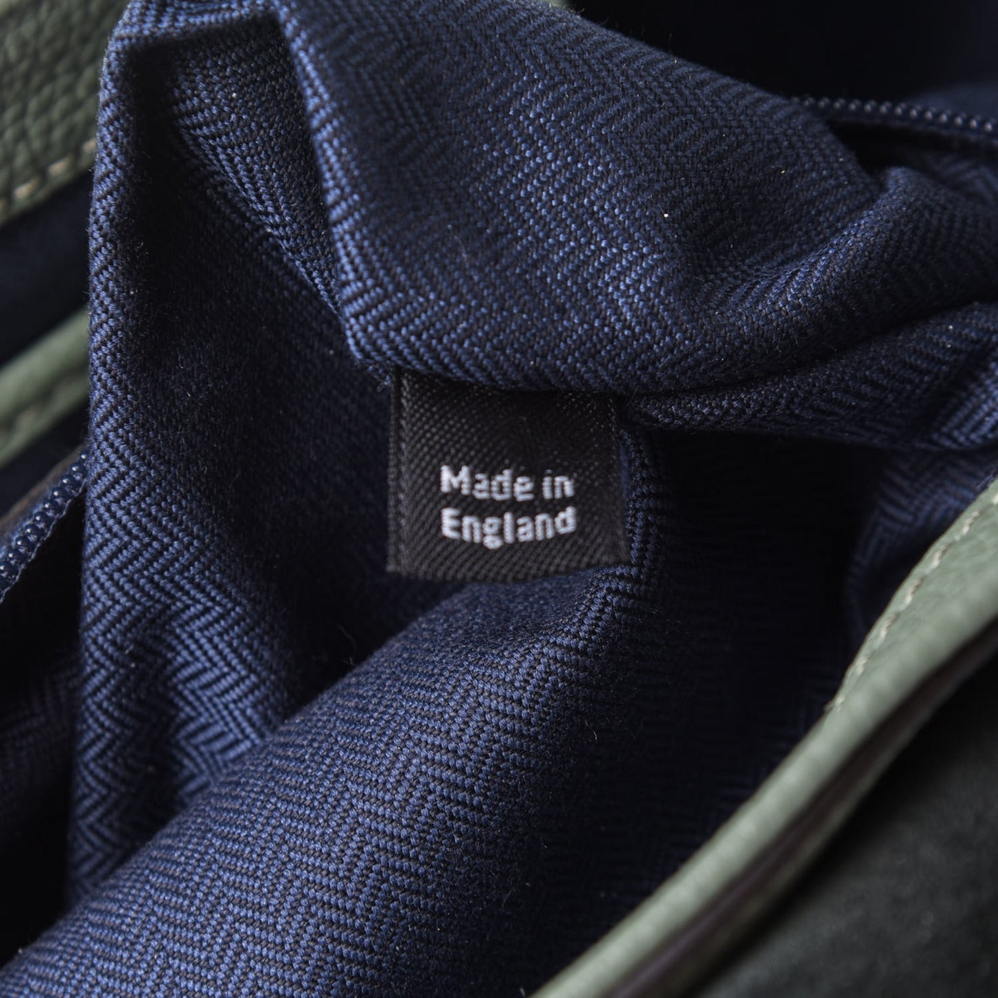 Small Classic Grain Alexa Cambridge Green