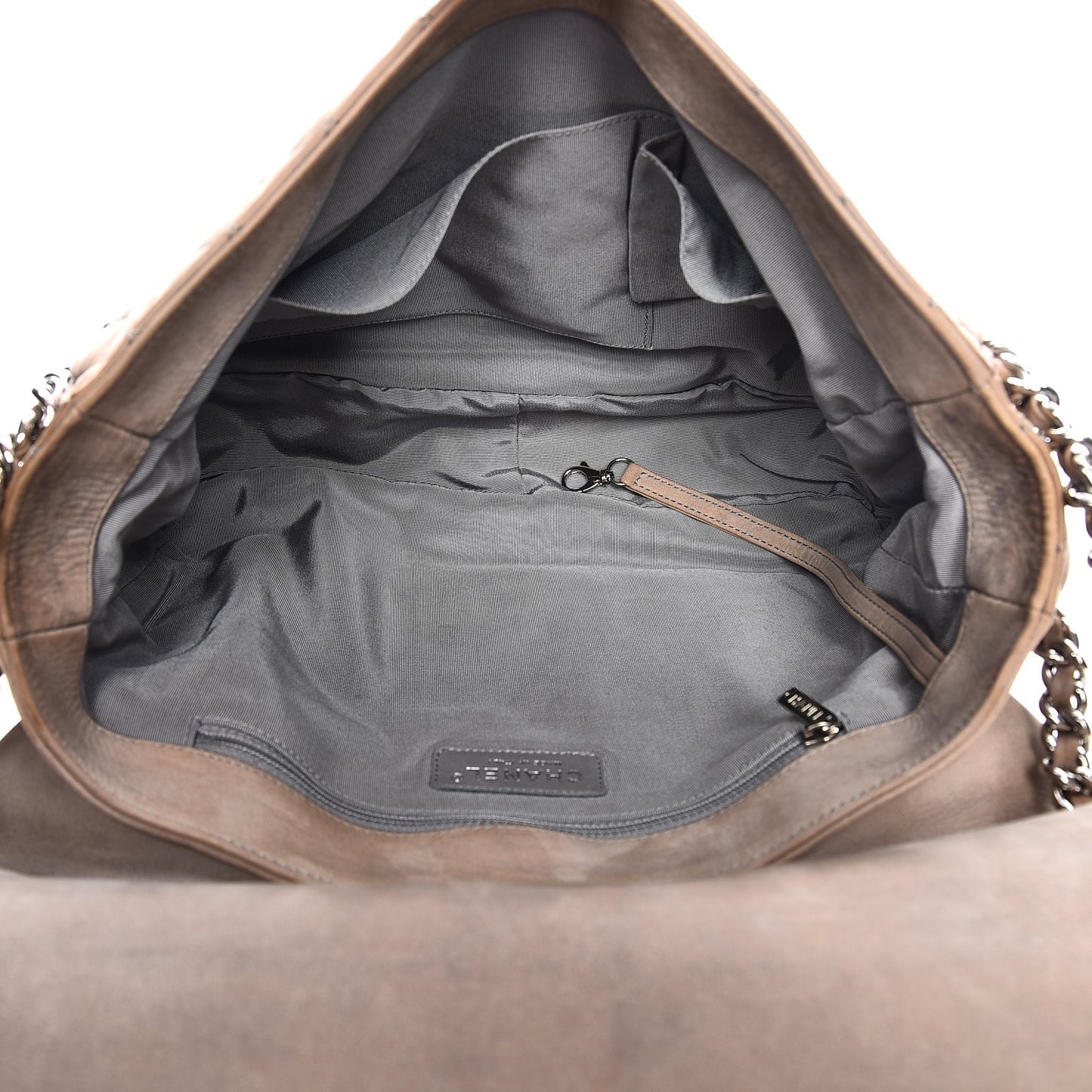 Nubuck Quilted Chain Around Maxi Flap Grey