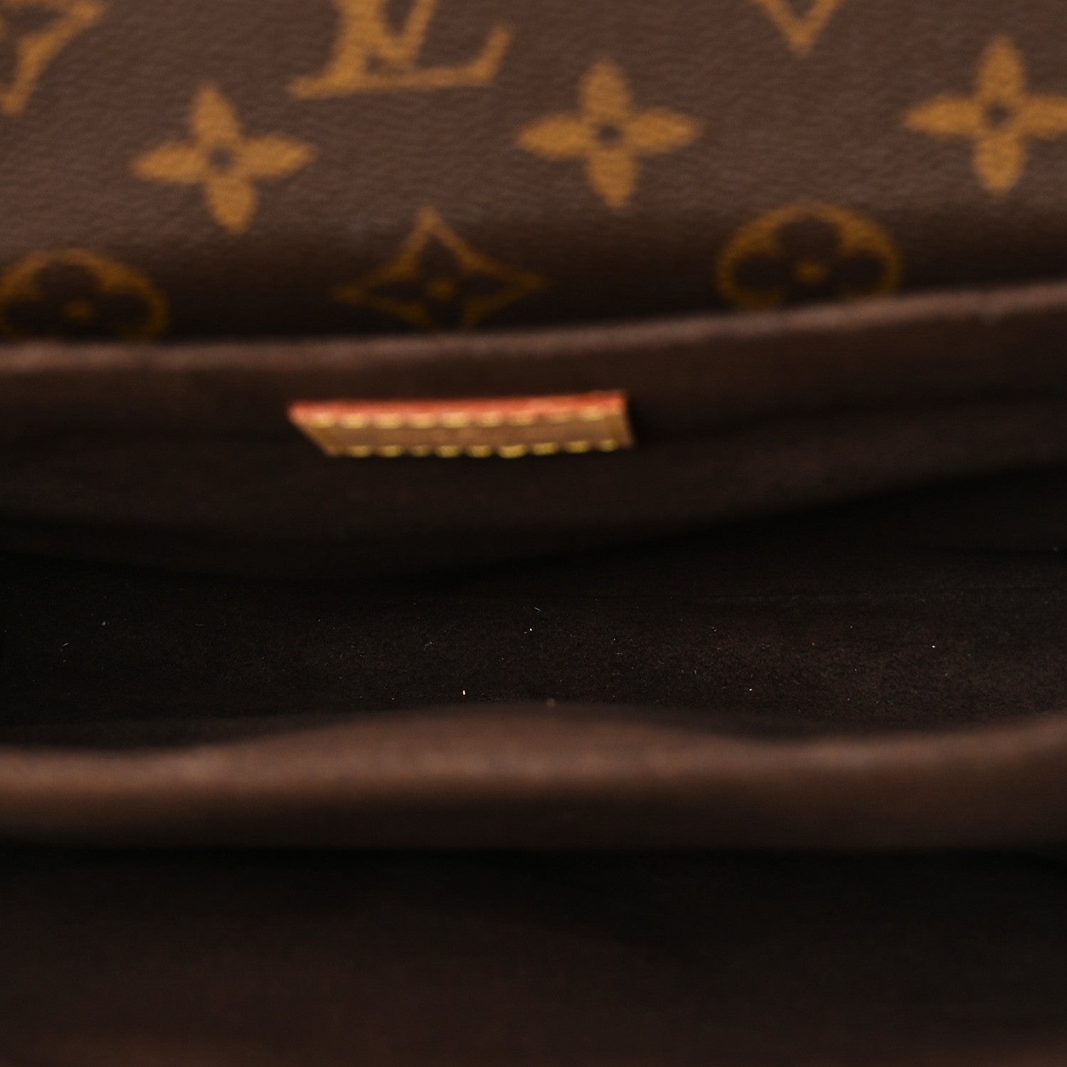 Louis Vuitton Monogram Pochette Metis 5 of 10
