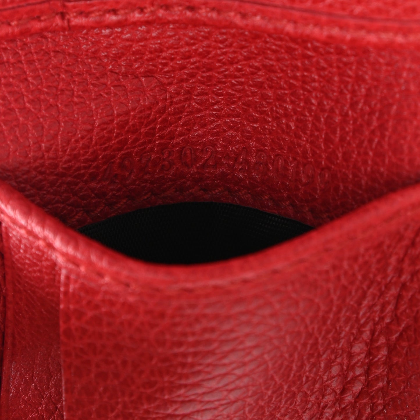 Calfskin Logo Bi-Fold Short Wallet Red