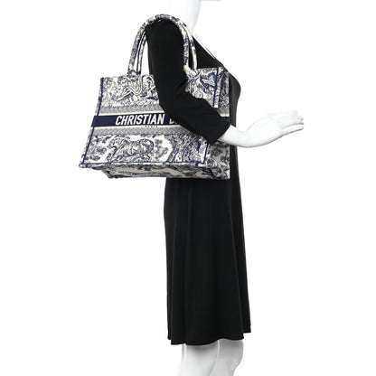 Christian Dior Canvas Embroidered Medium Dioriviera Toile De Jouy Book Tote Blue 2 of 14