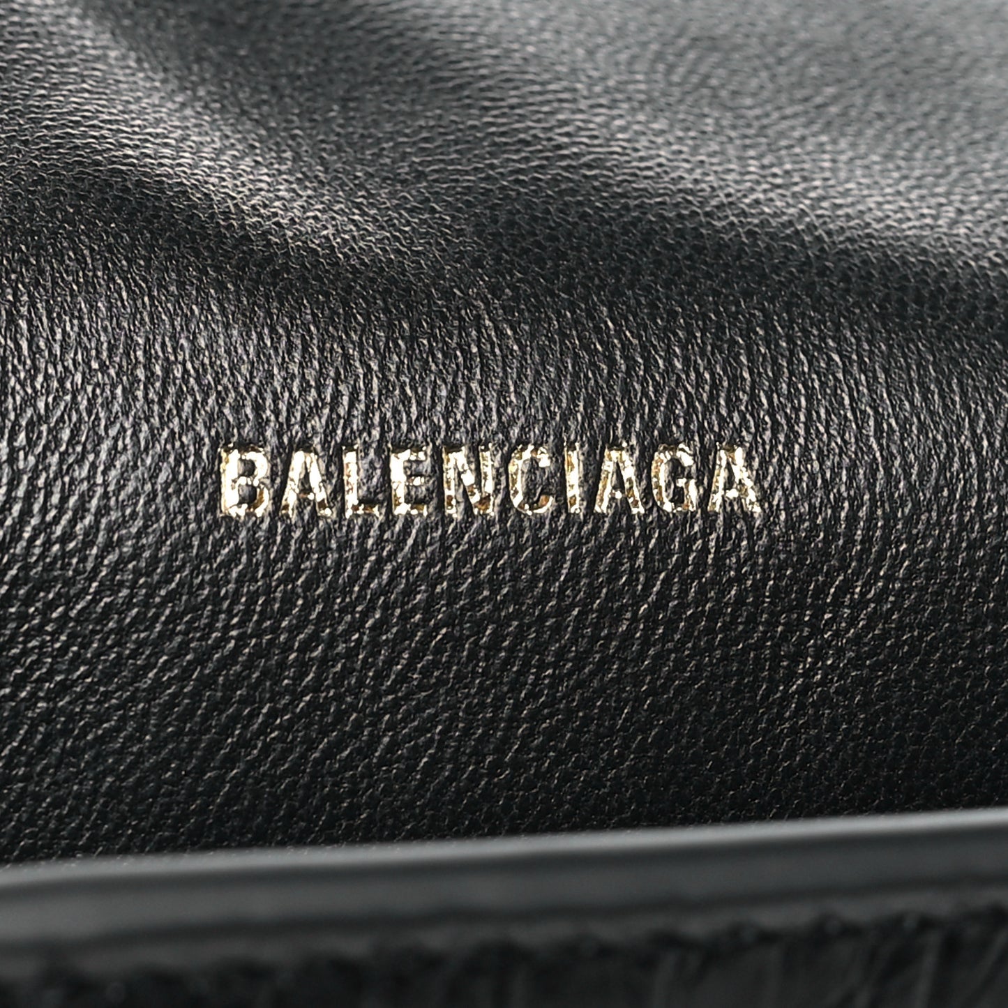 Calfskin Crocodile Embossed Medium Crush Pochette Clutch Black