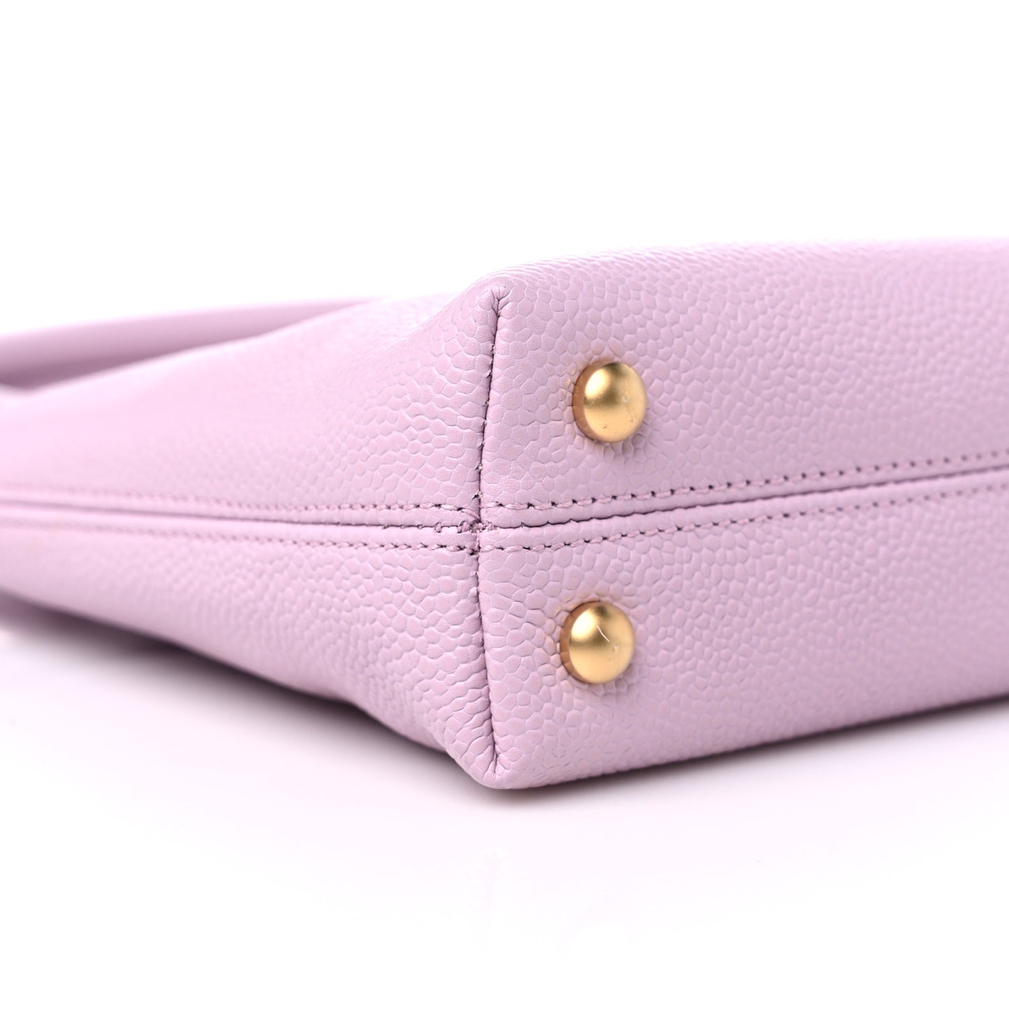 Caviar CC Shoulder Bag Lavender