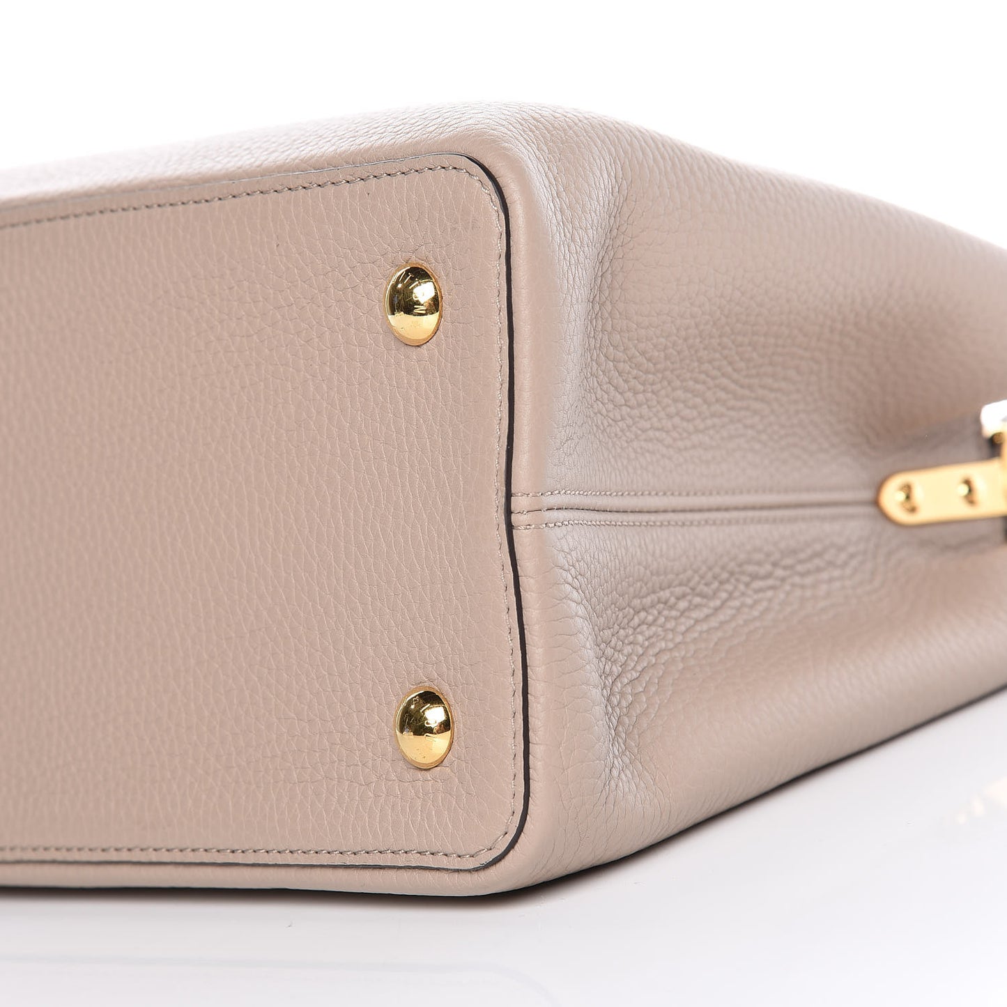 Taurillon Capucines MM Galet