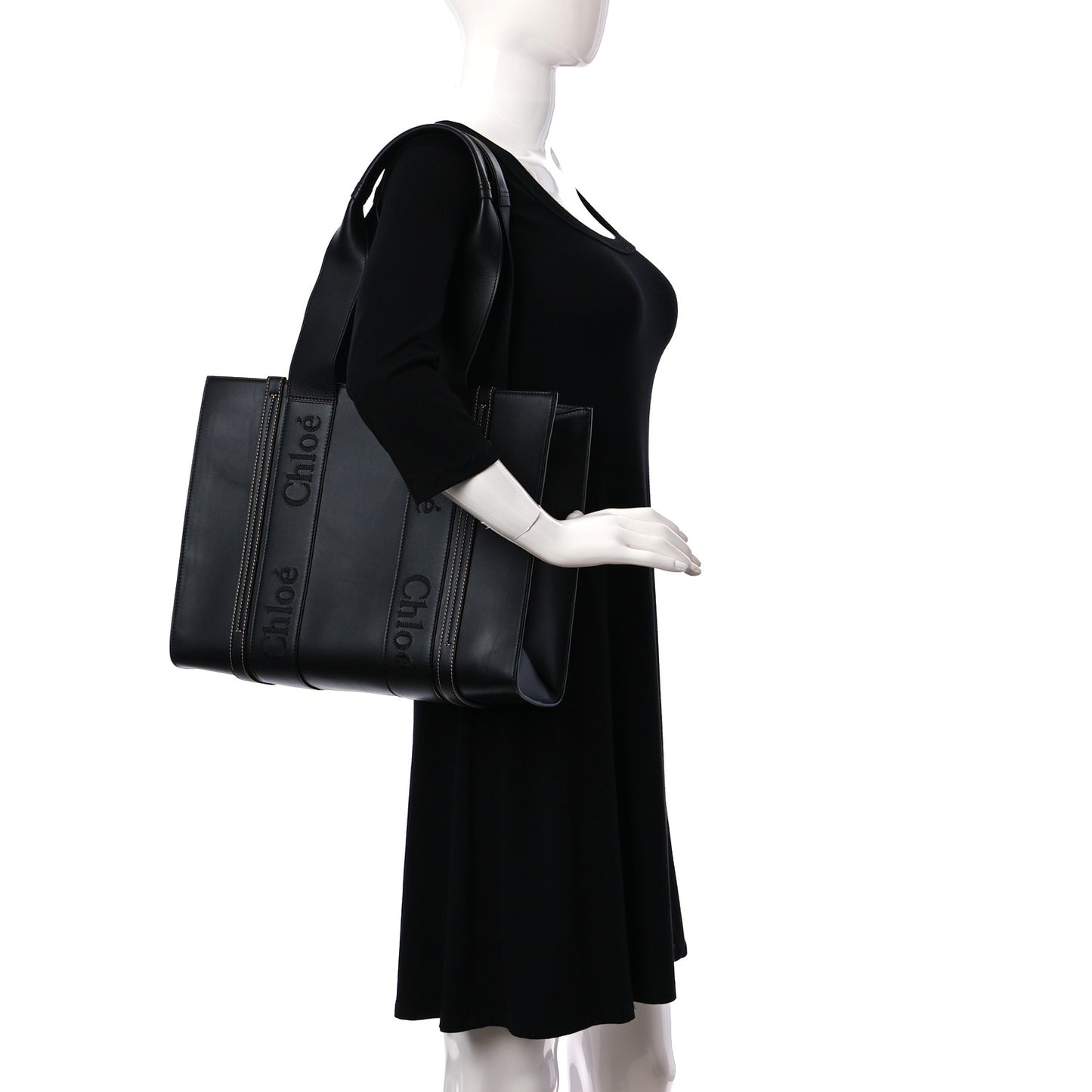 Calfskin Medium Woody Tote Black