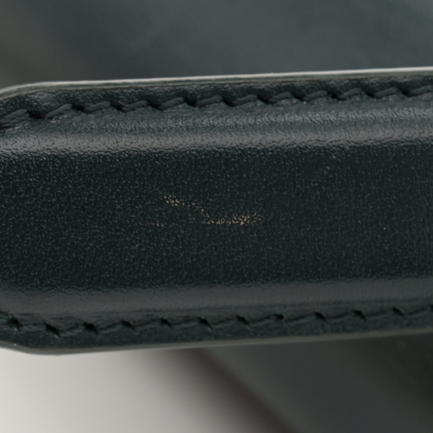 Celine Shiny Calfskin Medium Chain Maillon Triomphe Amazone 11 of 12