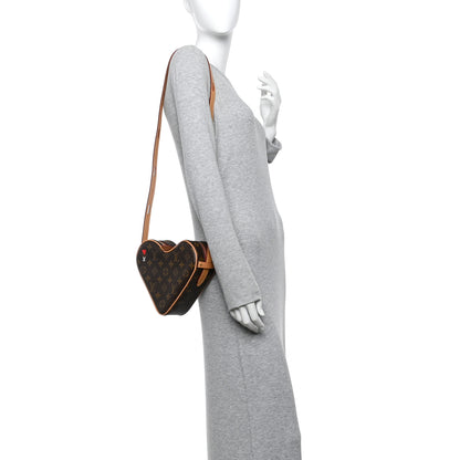 Louis Vuitton Monogram Game On Coeur 2 of 12