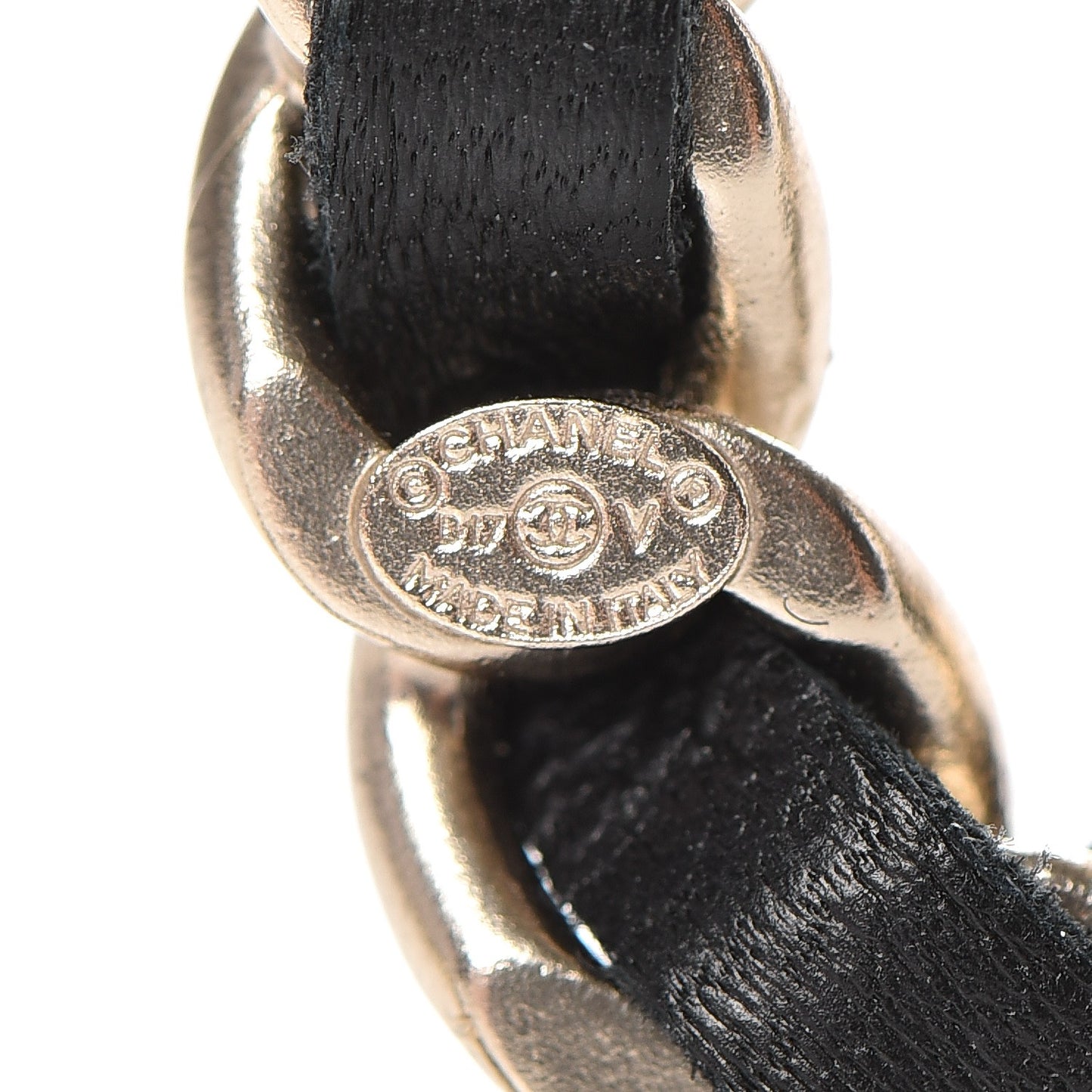 Lambskin Chain CC Brooch Black Gold