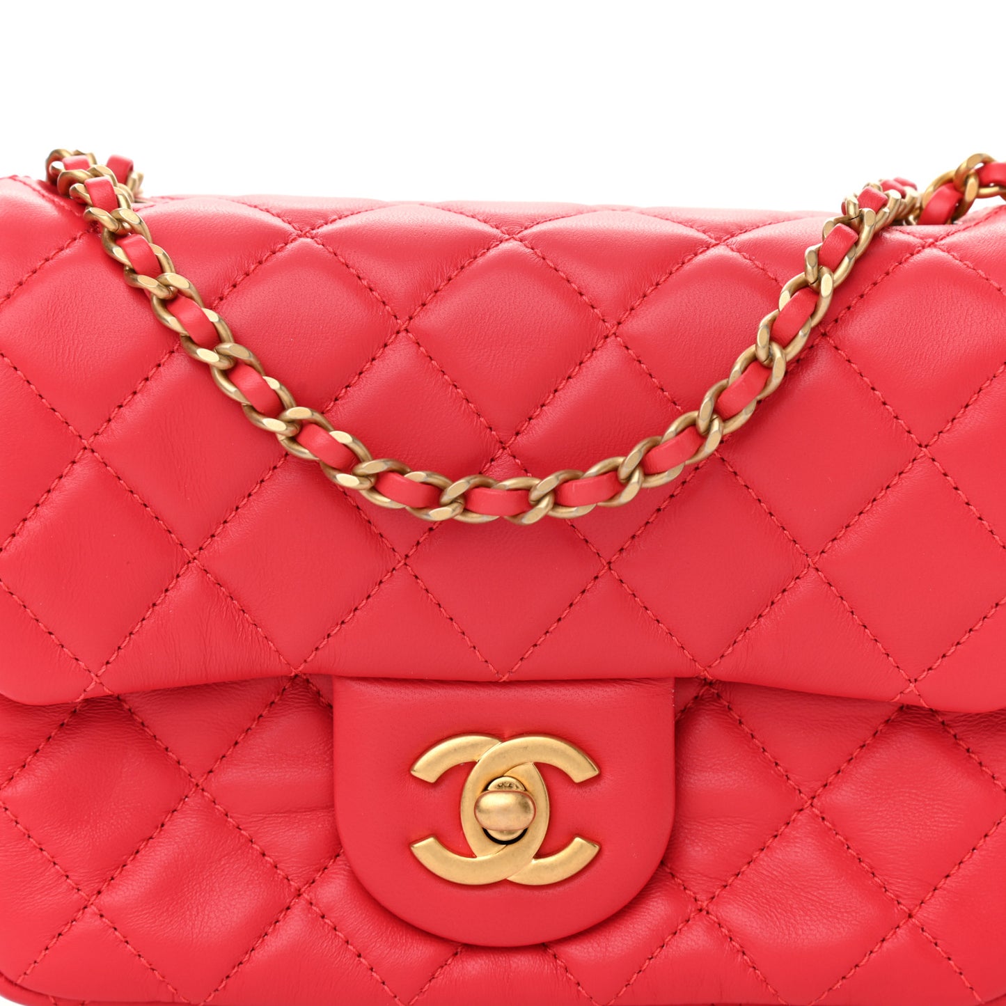 Lambskin Quilted Mini Pearl Crush Flap Red