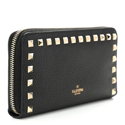 Valentino Garavani Pebbled Calfskin Rockstud Zip Around Wallet Black 3 of 7