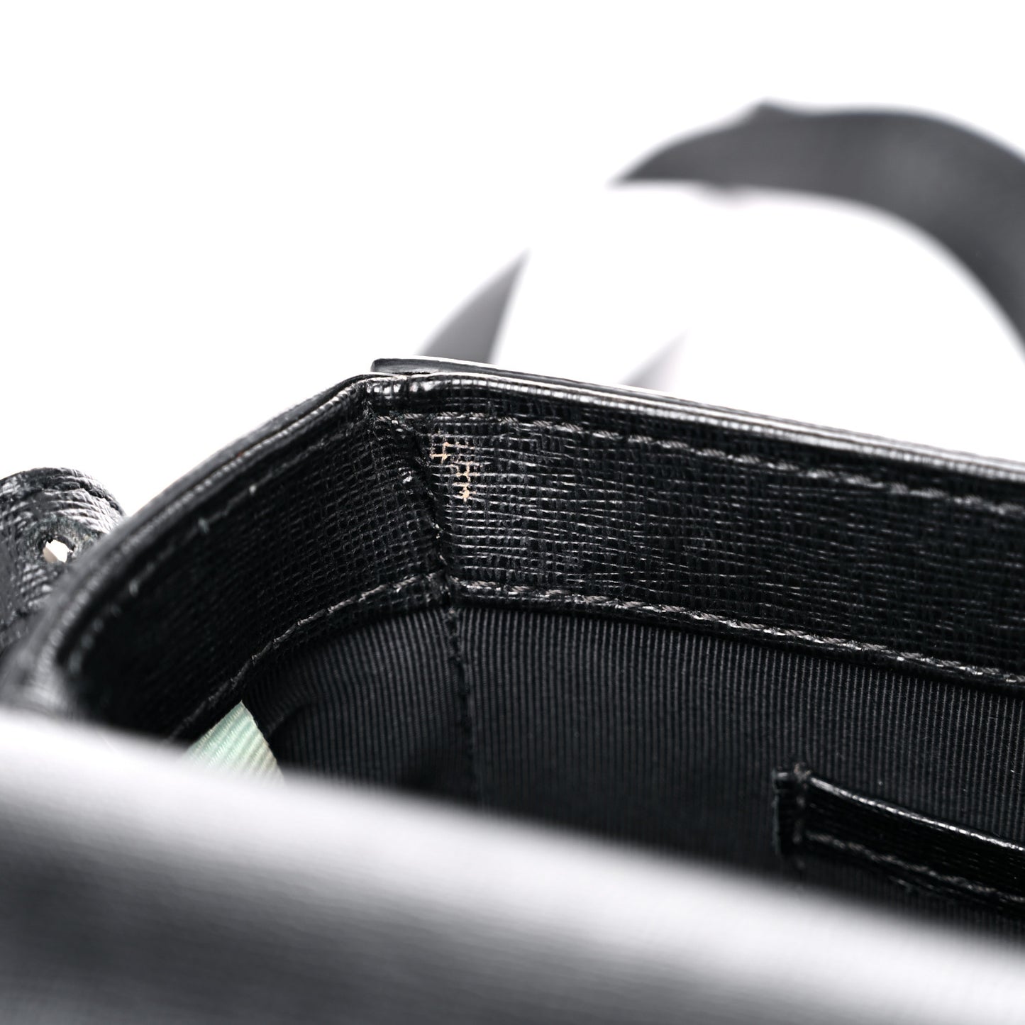 Saffiano For Display Only Binder Clip Shoulder Bag Black