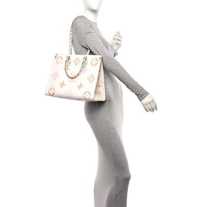 Louis Vuitton Monogram Giant By The Pool 2.0 Onthego MM Beige 2 of 9