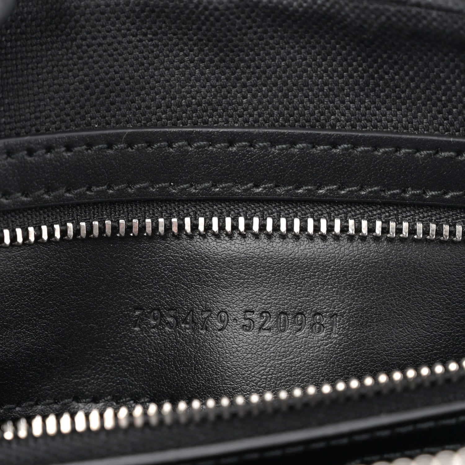 Gucci GG Supreme Monogram Small Crossbody Bag Black 7 of 10