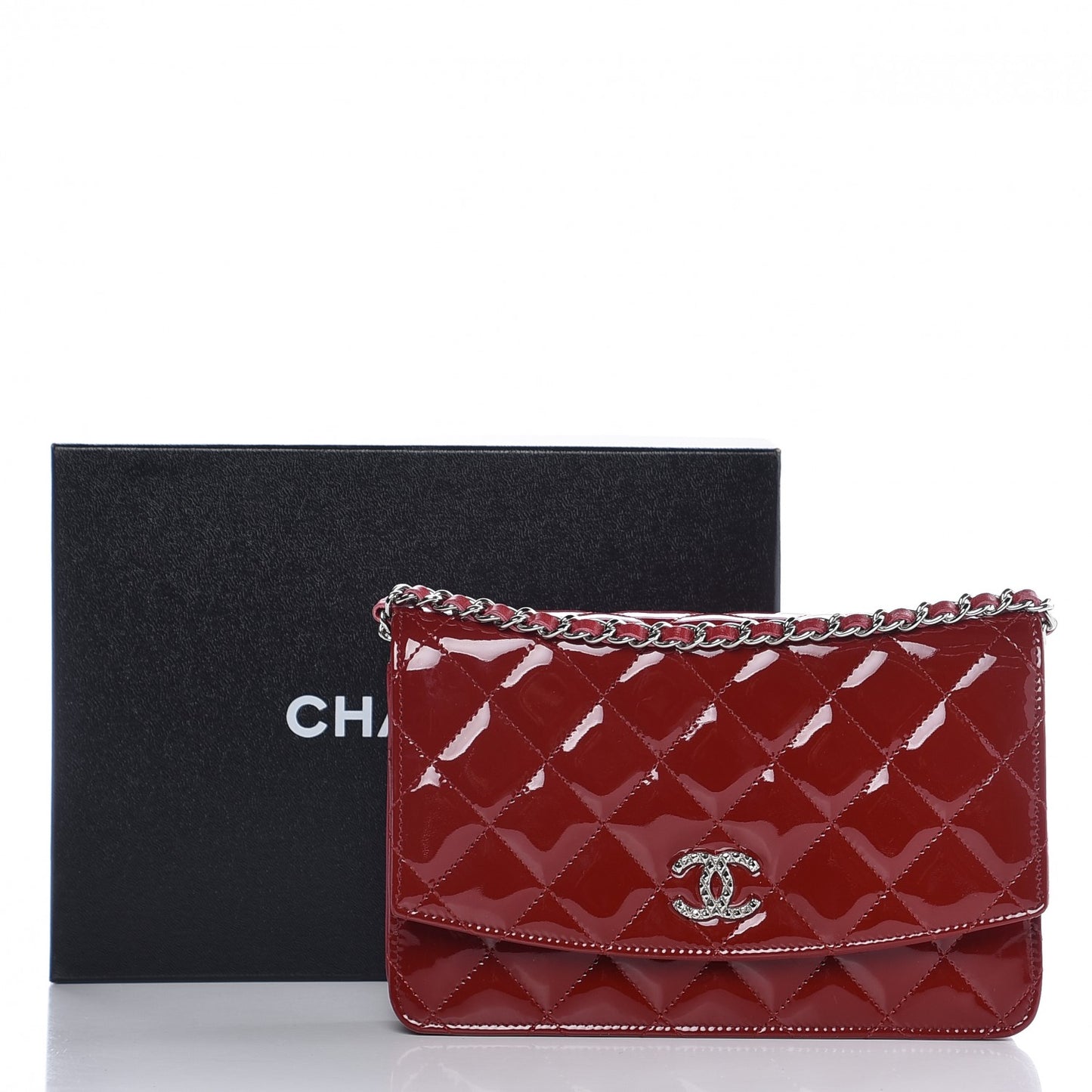 Patent Quilted Brilliant Wallet On Chain WOC Red