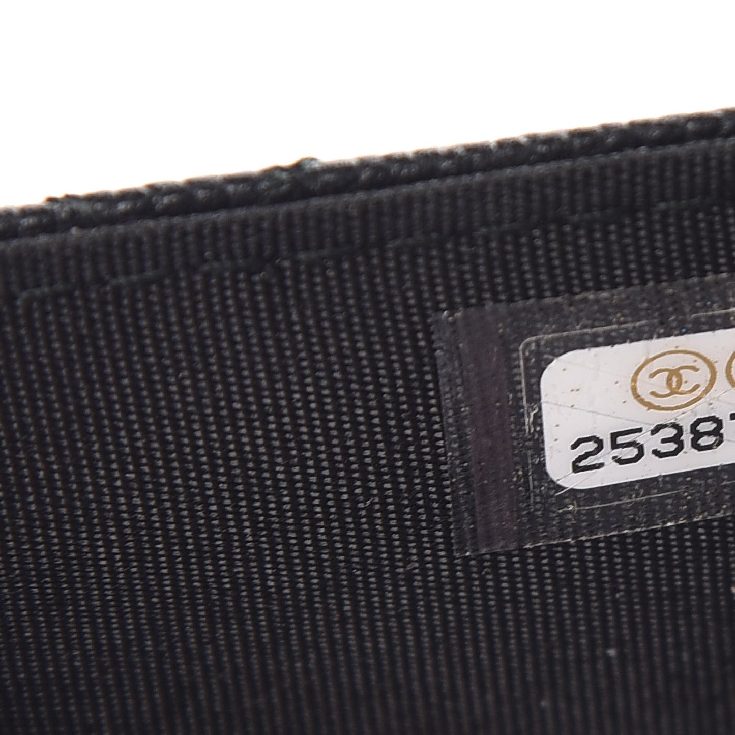 Caviar Quilted CC Filigree Wallet On Chain WOC Black