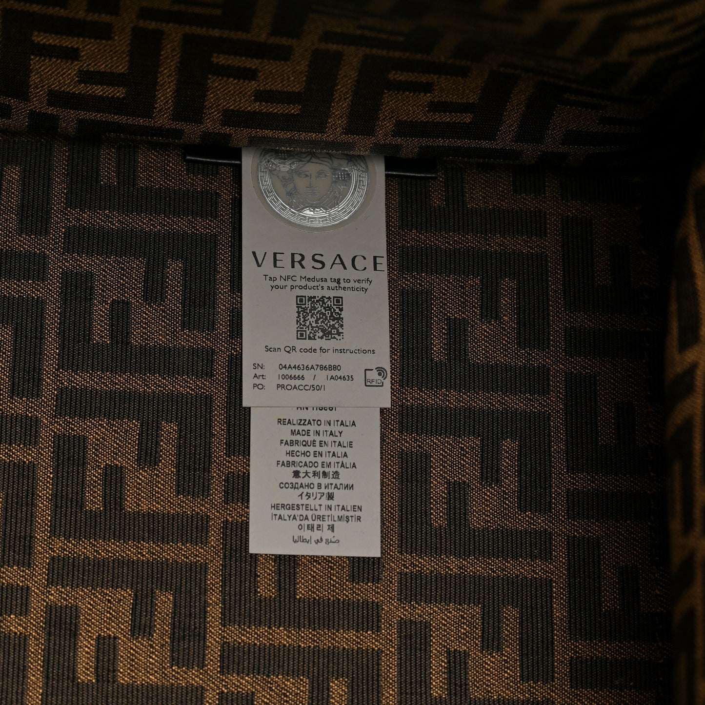 X VERSACE Fabric Jacquard Calfskin Plexiglass Fendace FF Medusa Studded Large Fendi Sunshine Shopper Tote Marrone Fuxia