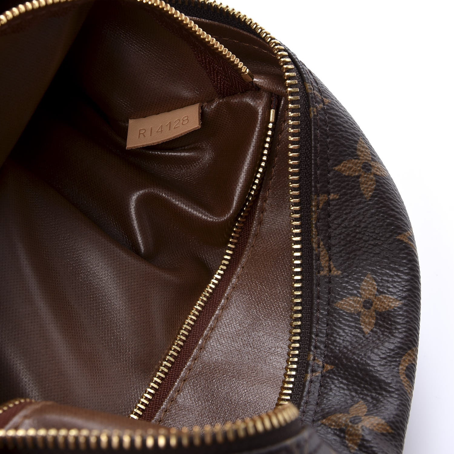 Louis Vuitton Monogram Toiletry Bag 25 7 of 9