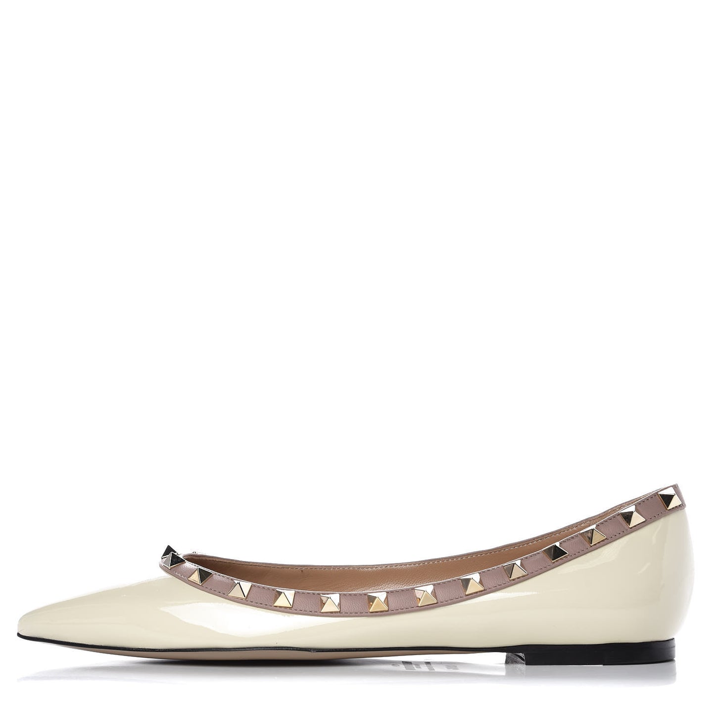 Patent Rockstud Ballerina Flats 38.5 Light Ivory Poudre