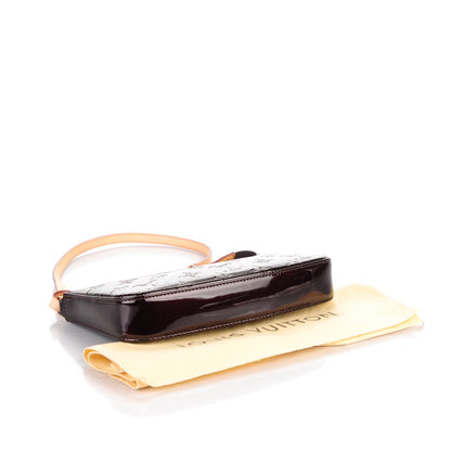 Louis Vuitton Vernis Pochette Accessories NM Amarante 4 of 6