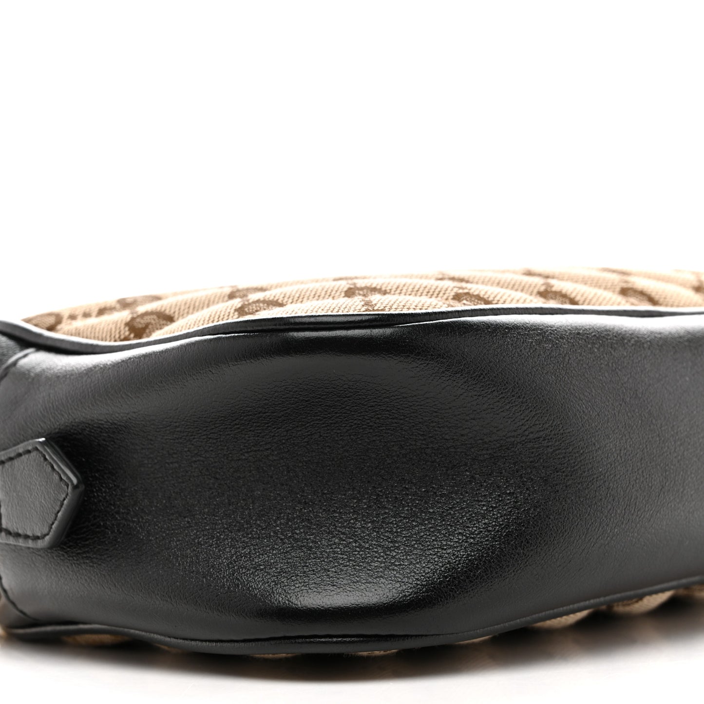 Monogram Matelasse Diagonal Small GG Marmont Chain Shoulder Bag Beige Black