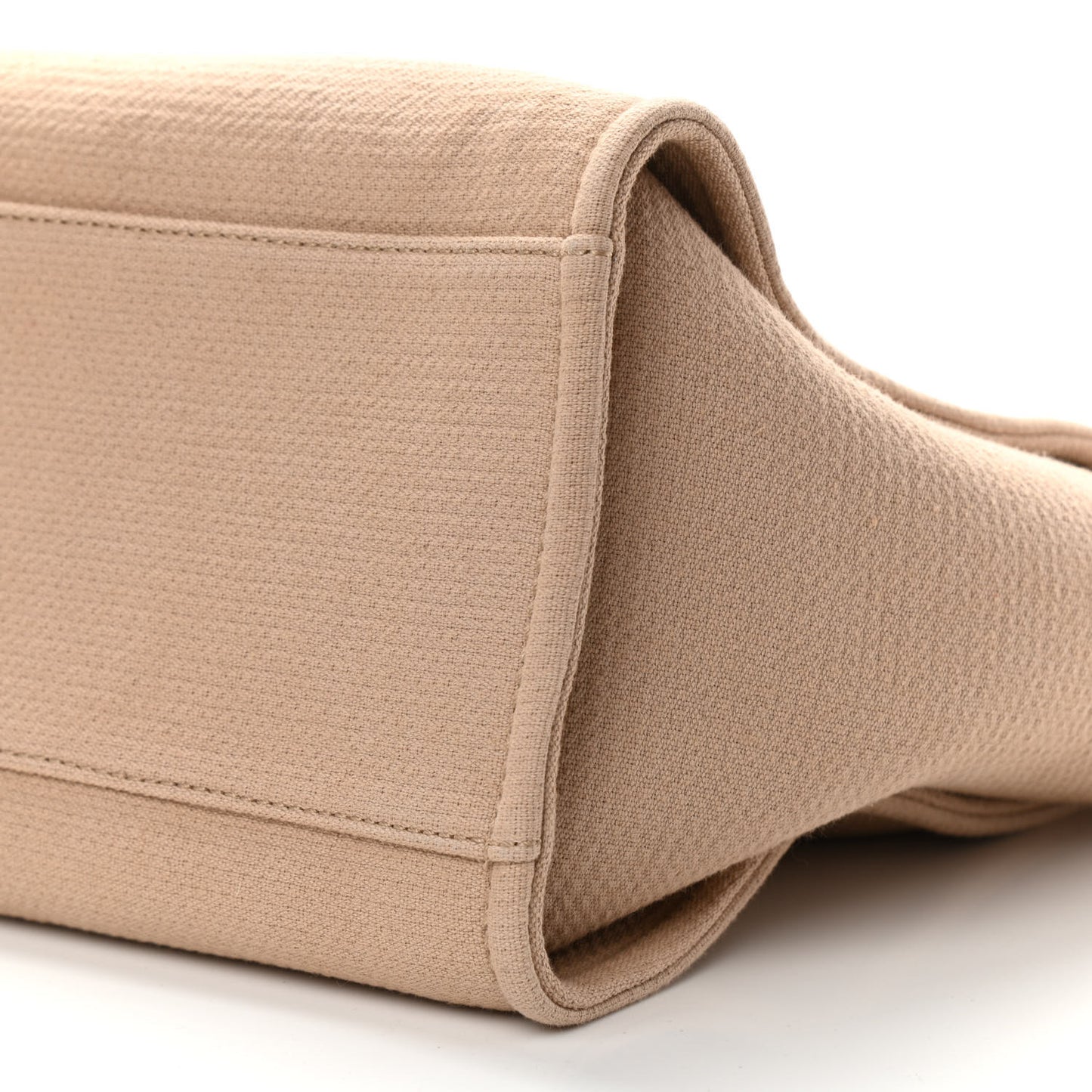 Mixed Fibers Medium Deauville Tote Beige