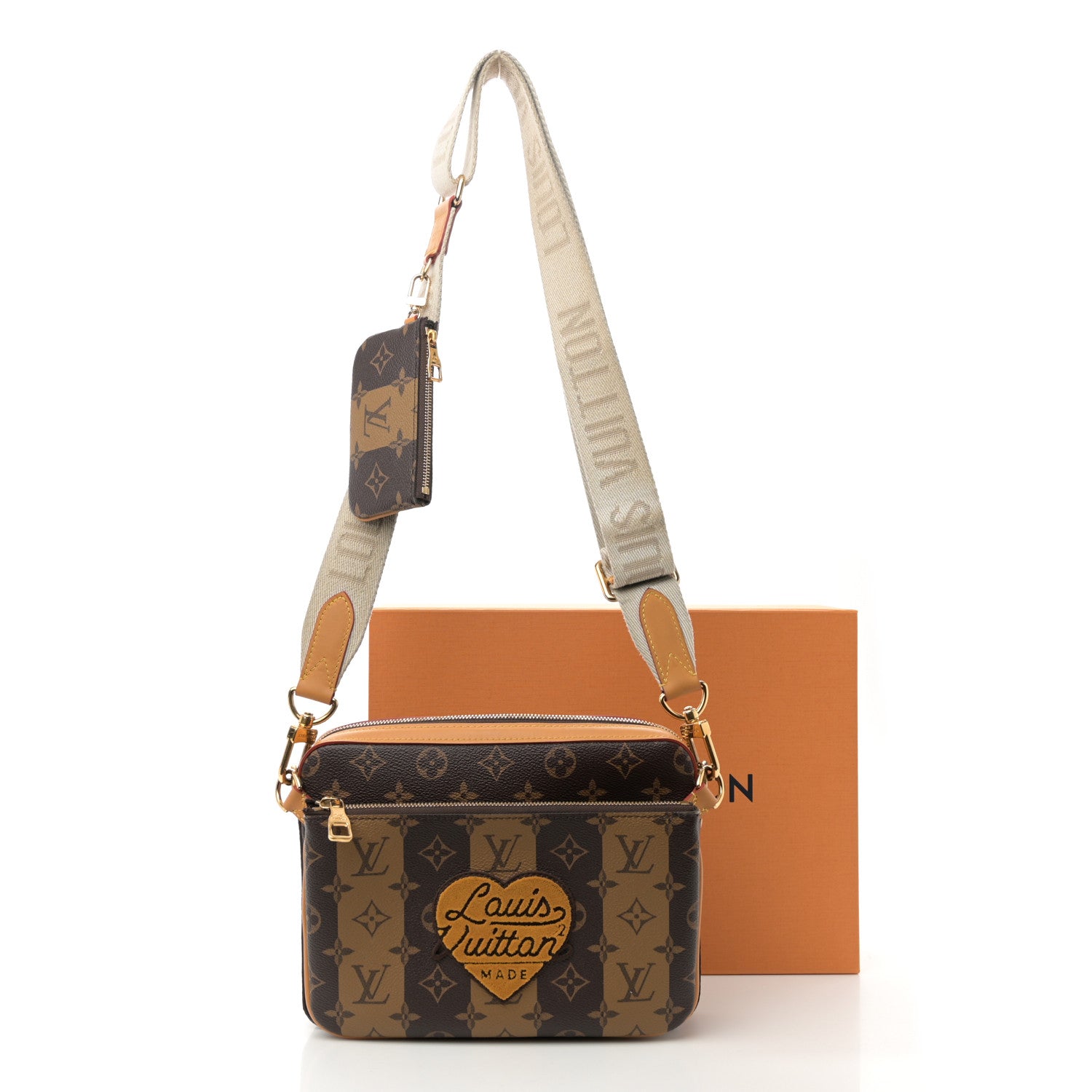 Louis Vuitton X NIGO Reverse Monogram Stripes Trio Messenger 13 of 13