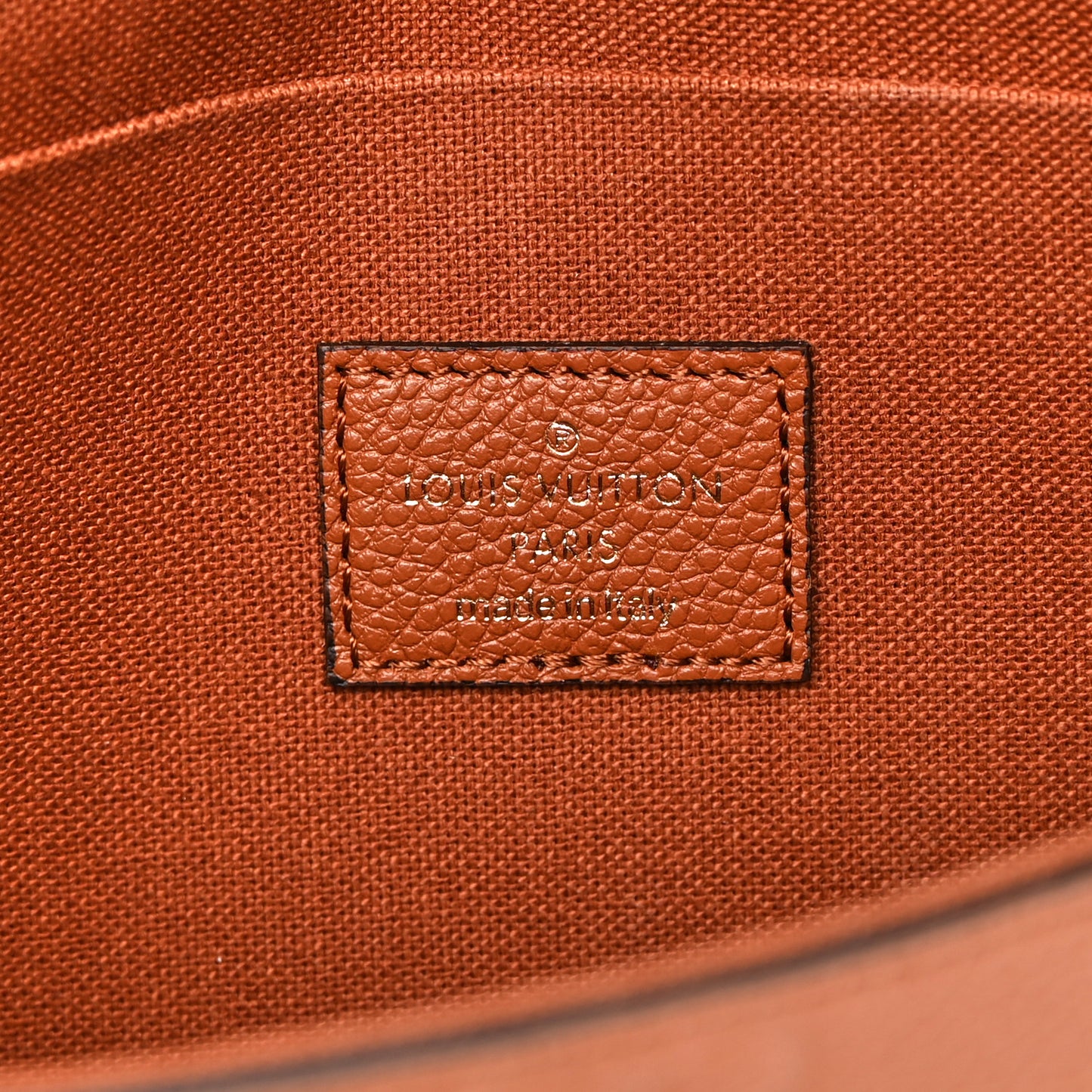 Empreinte Pochette Felicie Chain Wallet Cognac