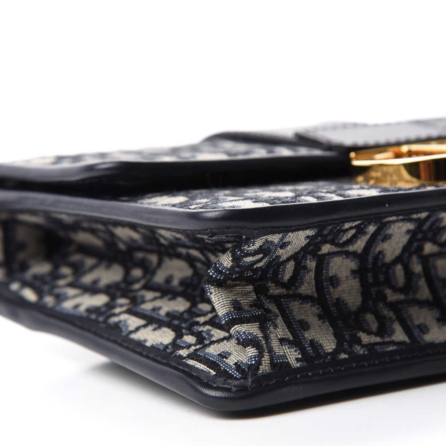 Oblique 30 Montaigne Flap Bag Blue