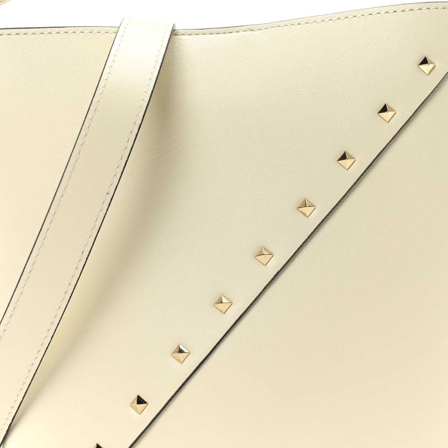 Calfskin Rockstud Wispy Bucket Bag Ivory