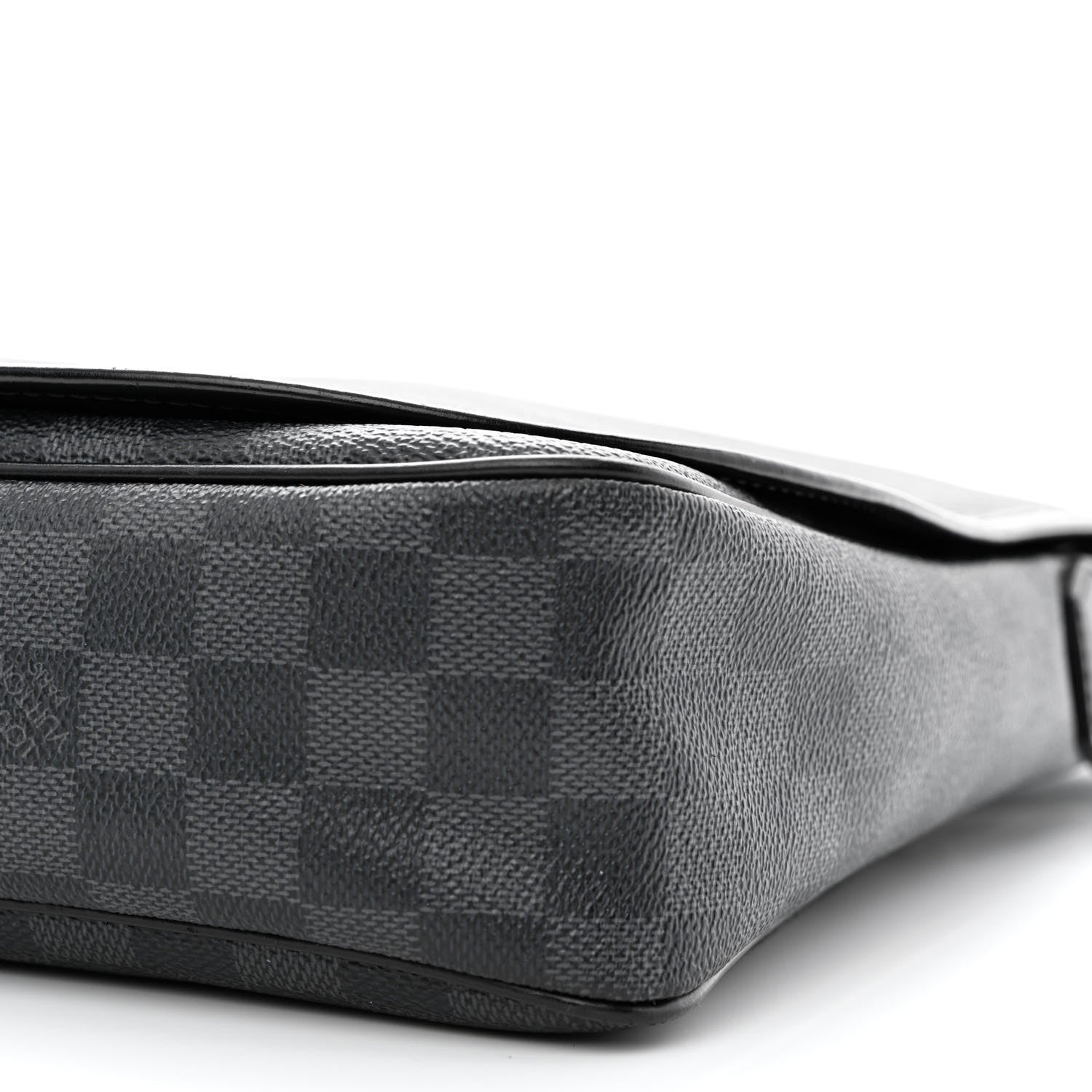 Louis Vuitton Damier Graphite Daniel MM 10 of 10