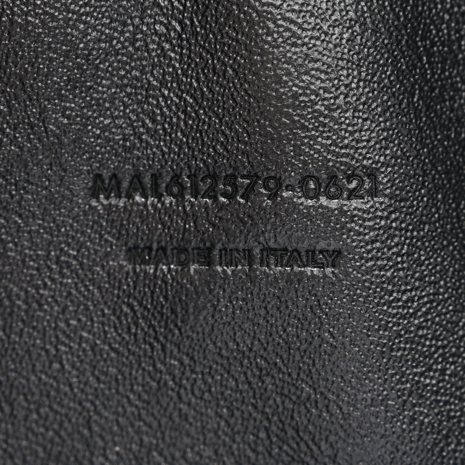 Saint Laurent Grain De Poudre Matelasse Monogram Mini Lou Camera Bag Dark Natural 7 of 10