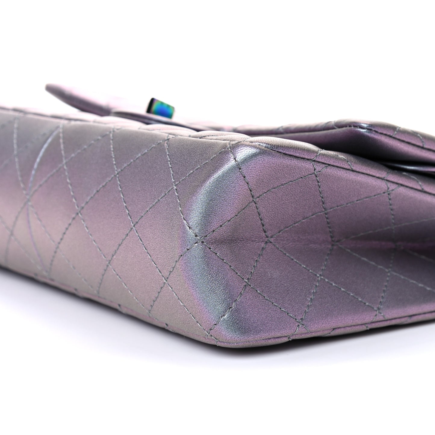 Iridescent Lambskin Quilted 2.55 Reissue 226 Flap Light Purple