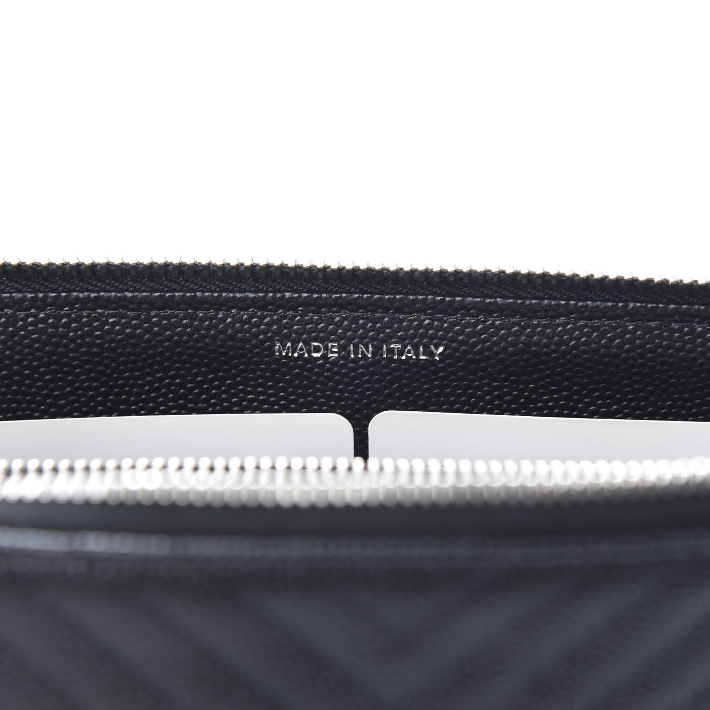 Caviar Chevron Quilted Large Zipped Clutch Black