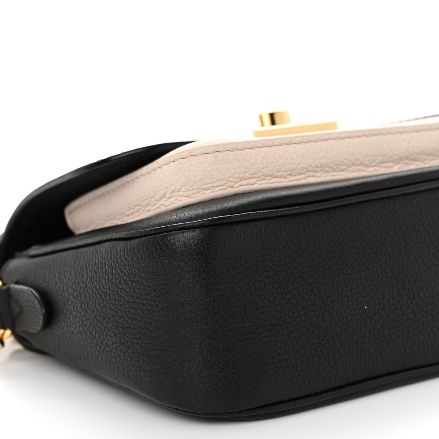 Grained Calfskin Lockme Tender Black