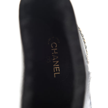 Chanel Crumpled Calfskin Shearling Womens Cap Toe Chain Short Boots 39 Black 8 of 9