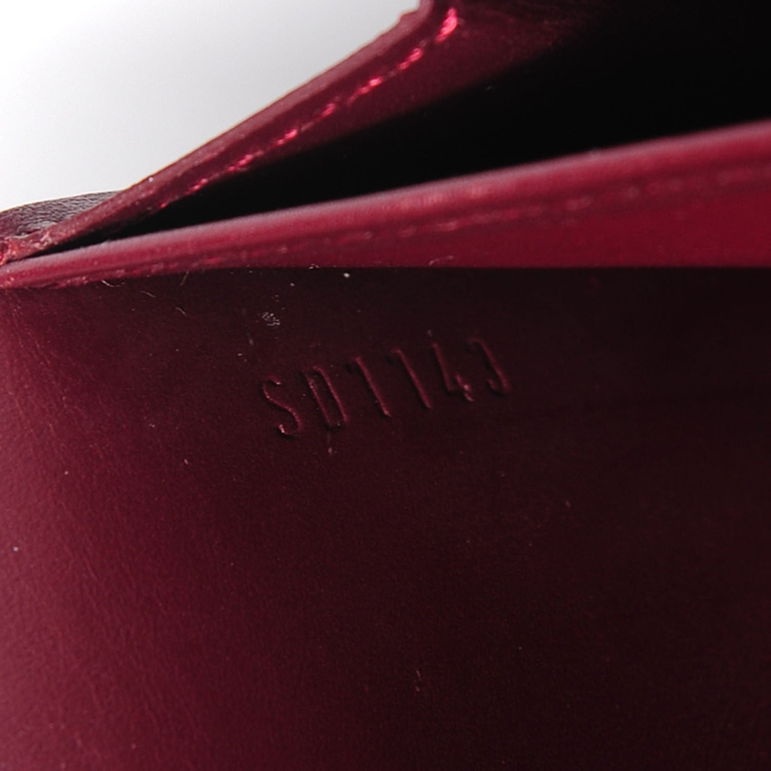 Louis Vuitton Vernis Sarah Wallet Rouge Fauviste 8 of 8