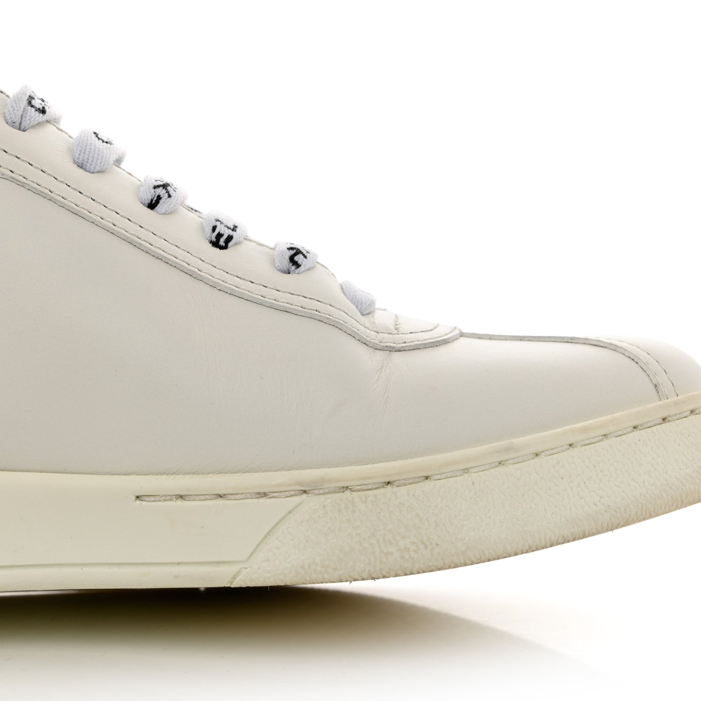 Calfskin CC Womens Sneakers 37 White
