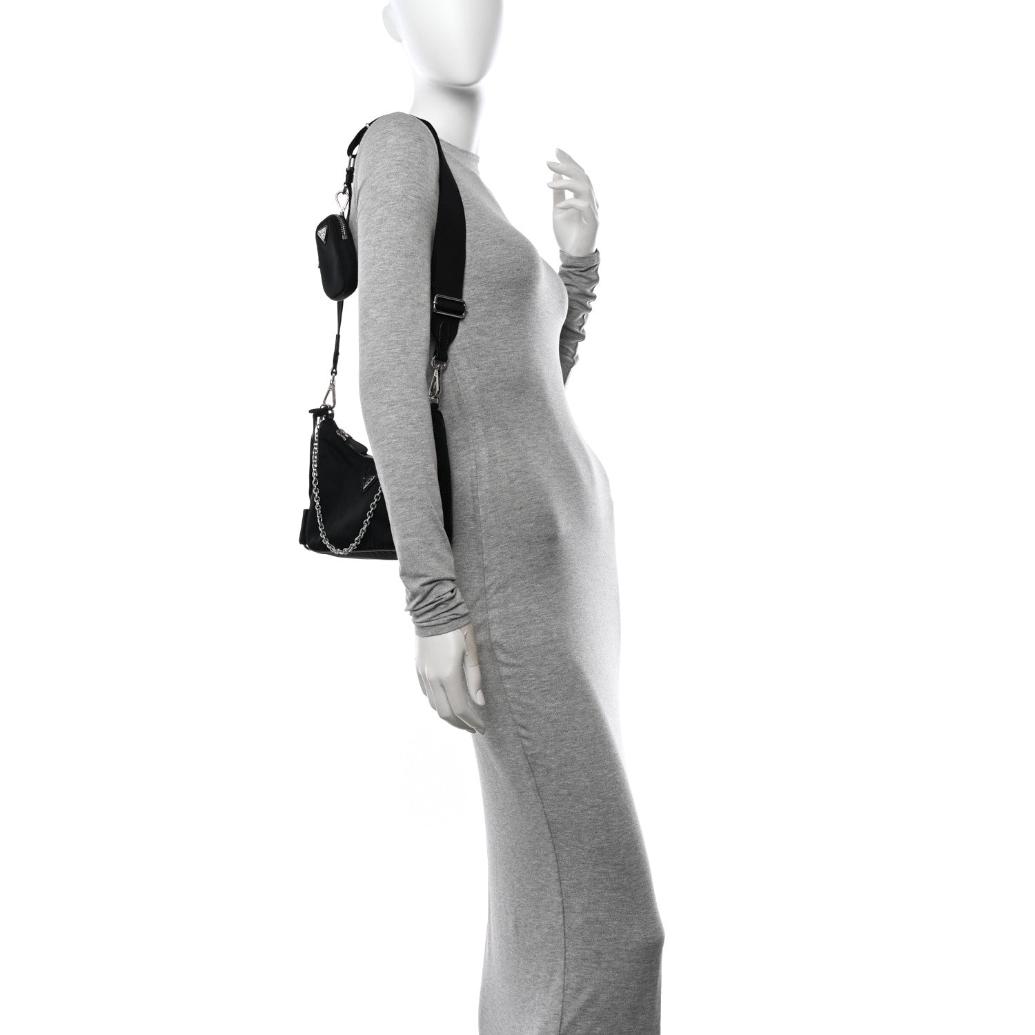 Prada Nylon Re-Edition 2005 Shoulder Bag Black 2 of 13