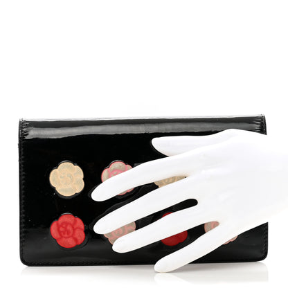 Chanel Patent Camellia Yen Wallet Black 2 of 10