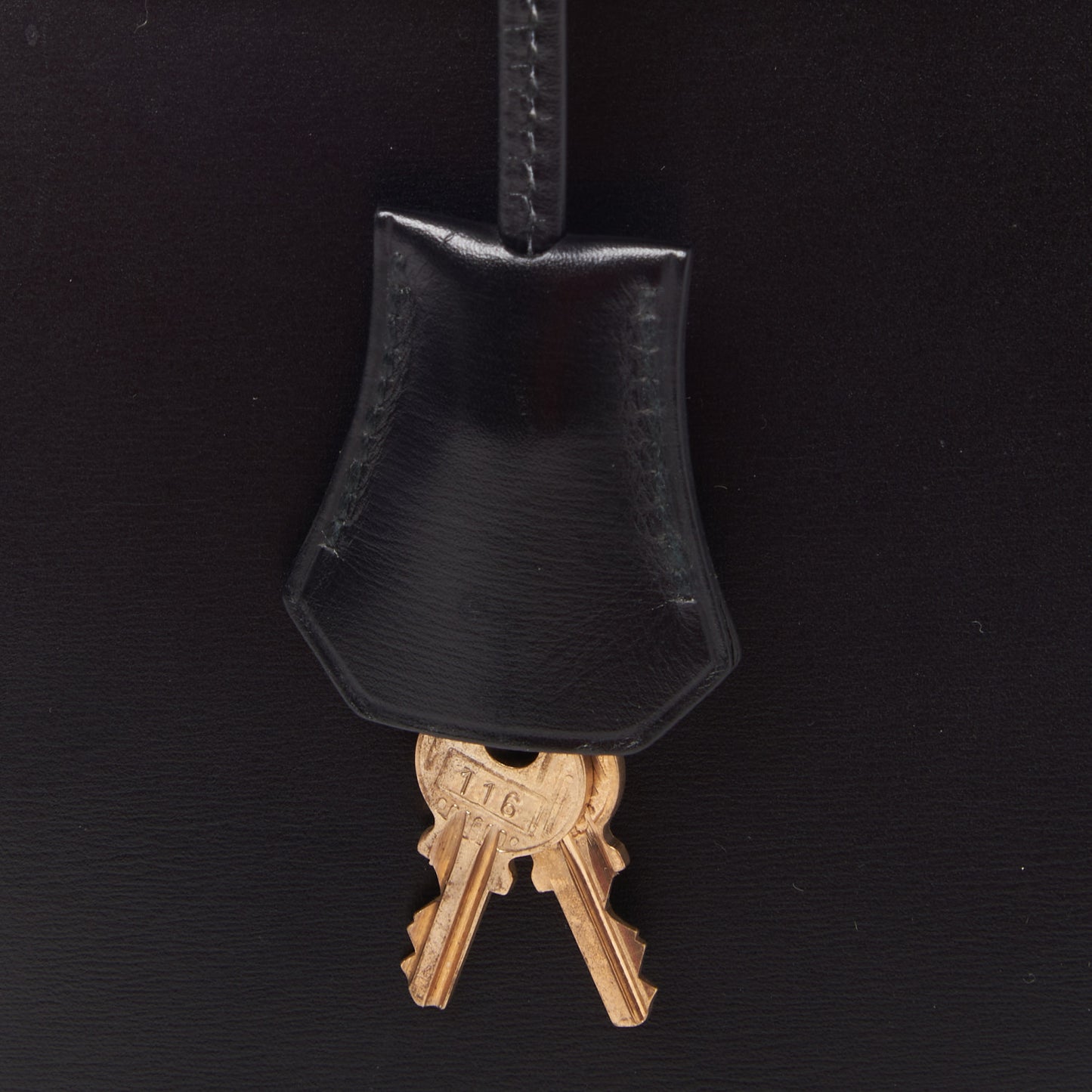 Box Kelly Sellier 32 Black
