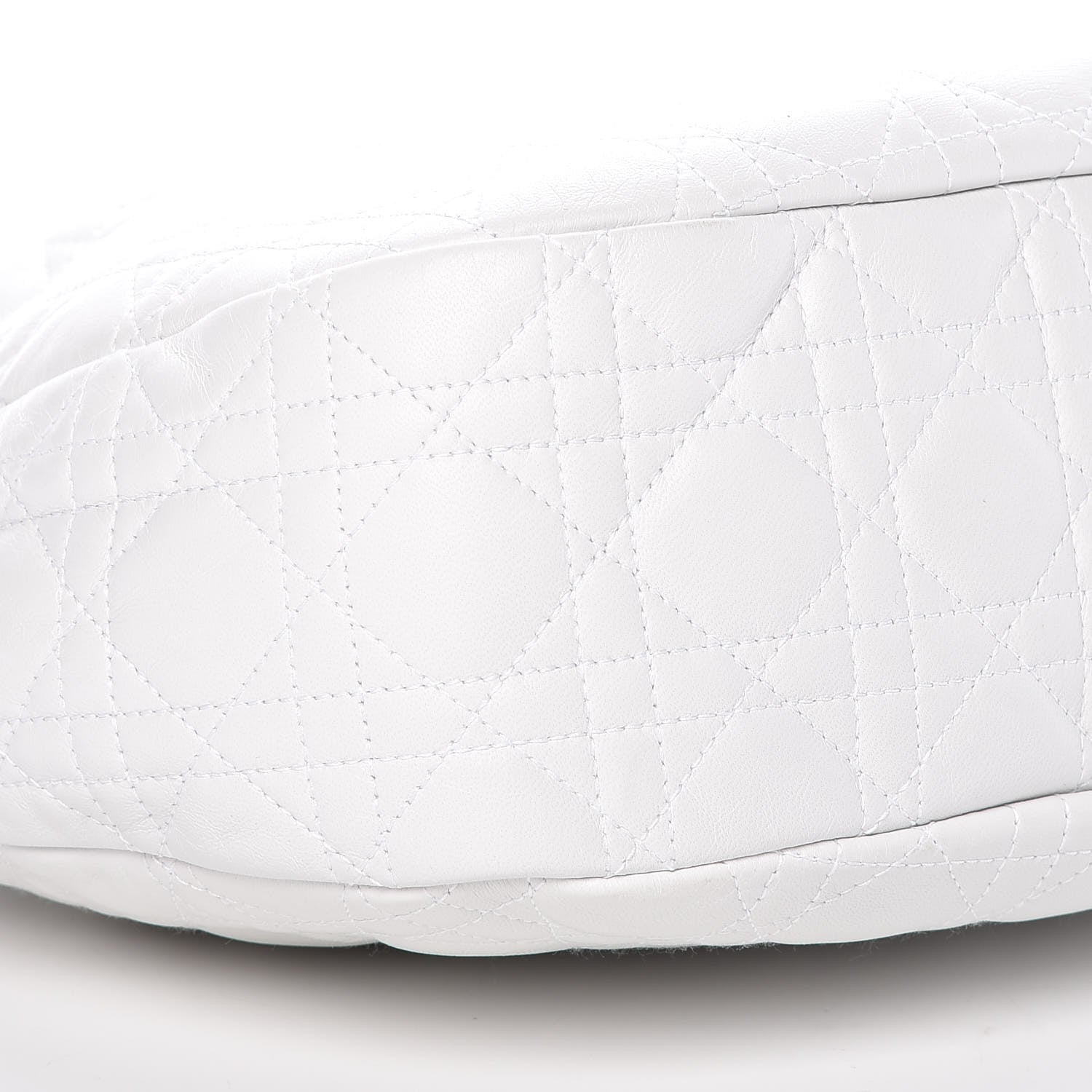 Christian Dior Lambskin Cannage Medium Dior Soft Hobo White 8 of 9