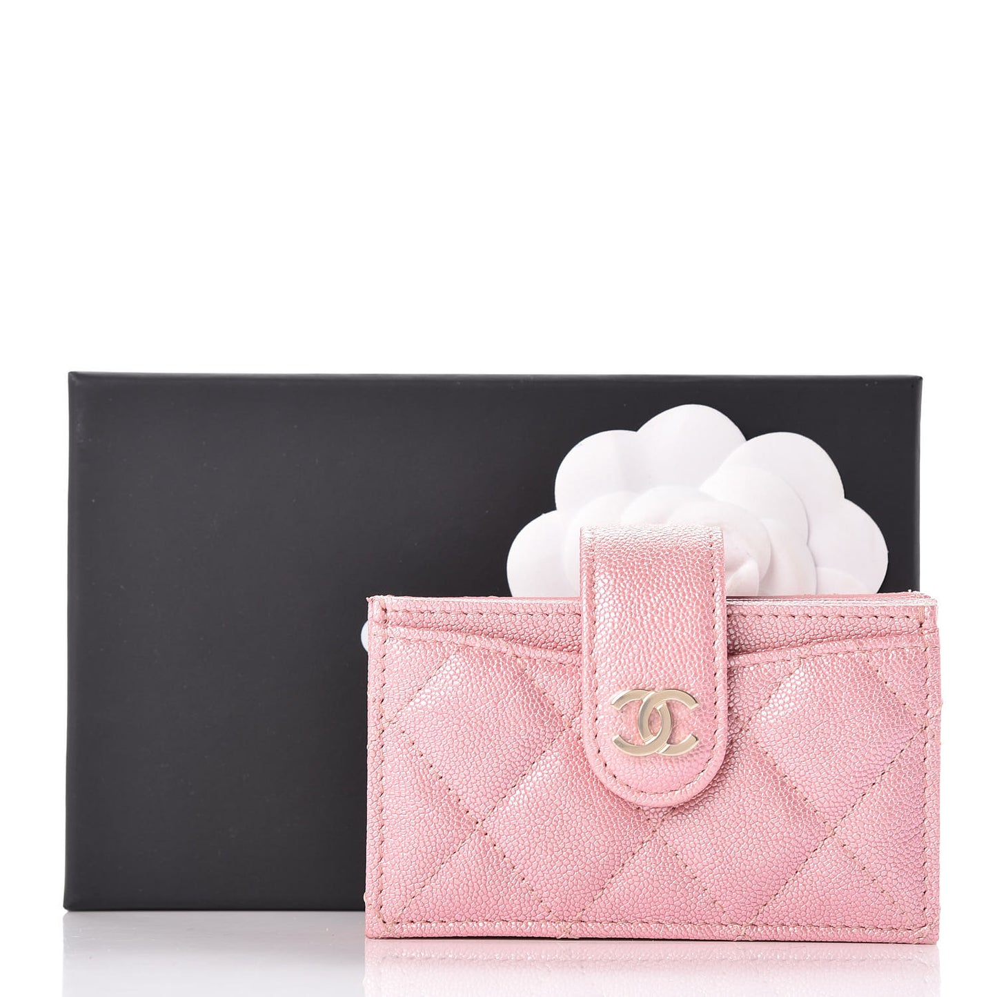 Iridescent Caviar Quilted Card Holder Pink