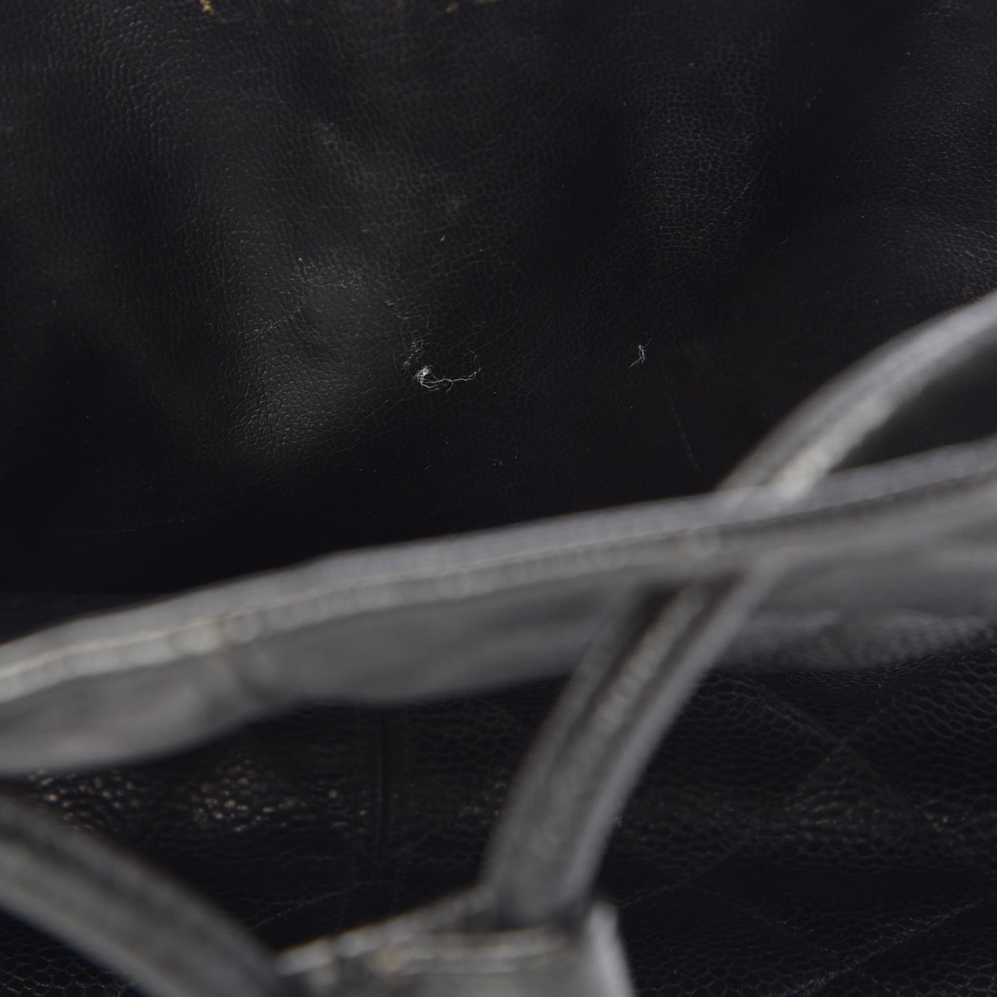 Caviar Quilted Drawstring Shoulder Bag Black